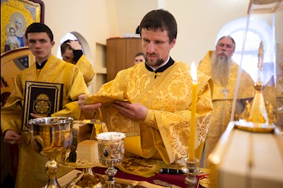 Митрополит Игнатий совершил Великое освящение храма святой блаженной Ксении Петербургской п. Красный Текстильщик и Божественную литургию в новоосвященном храме