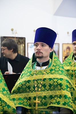 Митрополит Игнатий совершил Великое освящение храма преподобного Серафима Саровского р.п. Татищево и первую Божественную литургию в новоосвященном храме
