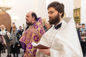 Божественная литургия в храме святителя Спиридона Тримифунтского г. Саратова
