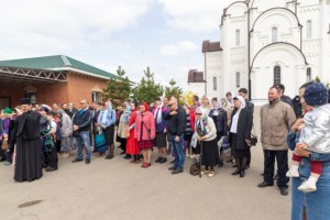 Божественная литургия в храме великомученика Георгия Победоносца г. Саратова