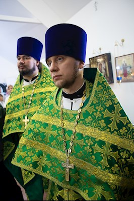 Митрополит Игнатий совершил Великое освящение храма преподобного Серафима Саровского р.п. Татищево и первую Божественную литургию в новоосвященном храме