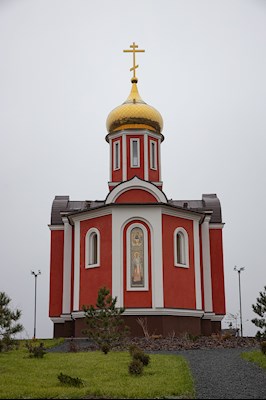 Митрополит Игнатий совершил Великое освящение храма святителя и Чудотворца Николая села Долгий Буерак Гагаринского района г. Саратова и Божественную литургию в новоосвященном храме
