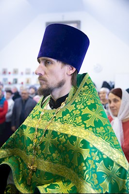 Митрополит Игнатий совершил Великое освящение храма преподобного Серафима Саровского р.п. Татищево и первую Божественную литургию в новоосвященном храме