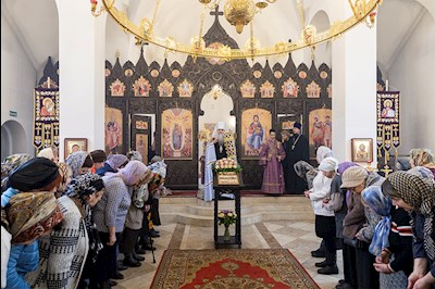 Божественная литургия в храме в честь иконы Божией Матери «Всех скорбящих Радость» г. Саратова