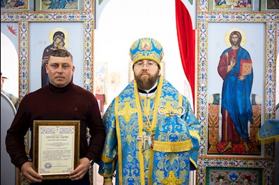 Митрополит Игнатий совершил Великое освящение храма в честь иконы Божией Матери «Спорительница хлебов» с. Кувыка и первую Божественную литургию в новоосвященном храме