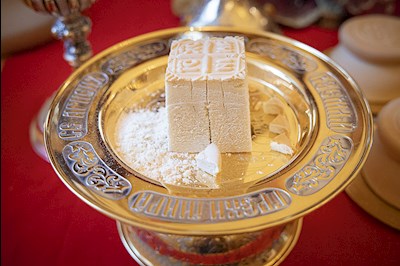 Митрополит Игнатий совершил великое освящение храма святых первоверховных апостолов Петра и Павла с. Куликовка Вольского района и Божественную литургию в новоосвященном храме