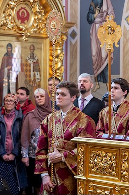 Божественная литургия в Свято-Троицком кафедральном соборе г. Саратова