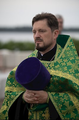 Митрополит Игнатий совершил чин основания храма во имя преподобного Иоанна Рыльского в селе Рыбное