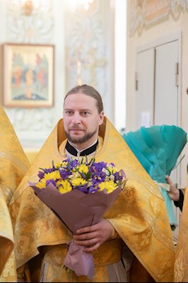 Митрополит Игнатий совершил Божественную литургию в Покровском соборе г. Саратова