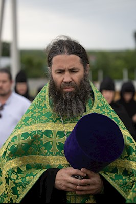 Митрополит Игнатий совершил чин основания храма во имя преподобного Иоанна Рыльского в селе Рыбное
