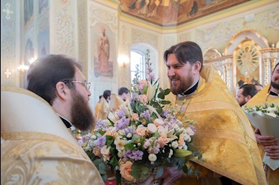 Митрополит Игнатий совершил Божественную литургию в Покровском соборе г. Саратова