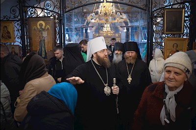 Митрополит Игнатий совершил Божественную литургию и панихиду в Свято-Никольском мужском монастыре г.Саратова