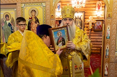 Митрополит Лонгин совершил Великое освящение храма Преображения Господня р.п. Соколовый