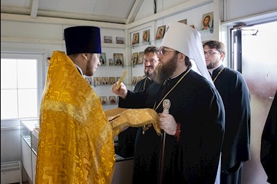 Митрополит Игнатий совершил Божественную литургию в храме святых мучениц Веры, Надежды, Любови и матери их Софии поселка Светлый