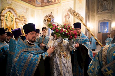 Митрополит Игнатий совершил всенощное бдение в Покровском соборе г. Саратова