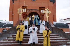 В Аткарске состоялся крестный ход в память о разрушенном в советские годы Сретенском храме