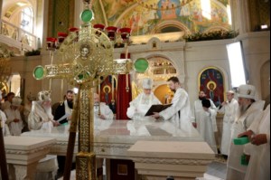 Митрополит Лонгин принял участие в великом освящении нового храма Воскресения Христова и Новомучеников и Исповедников Церкви Русской в московском Сретенском монастыре
