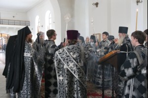 Литургия Преждеосвященных Даров в Свято-Никольском мужском монастыре Саратова