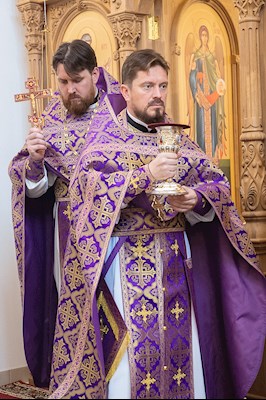 Митрополит Игнатий совершил великое освящение храма святых первоверховных апостолов Петра и Павла с. Куликовка Вольского района и Божественную литургию в новоосвященном храме