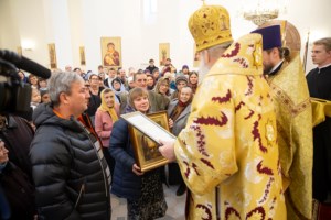 Великое освящение храма во имя святителя Спиридона Тримифунтского г. Саратова и первая Божественная литургия в новоосвященном храме