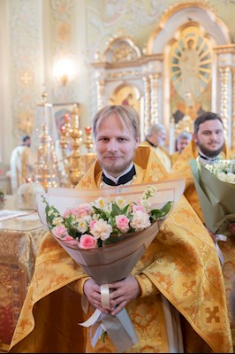 Митрополит Игнатий совершил Божественную литургию в Покровском соборе г. Саратова