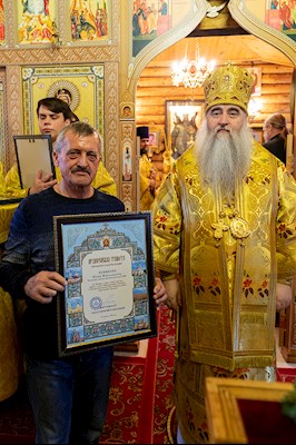 Митрополит Лонгин совершил Великое освящение храма Преображения Господня р.п. Соколовый