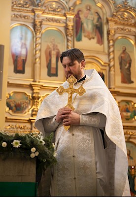 Митрополит Игнатий совершил Великую вечерню в соединении с Литургией святителя Василия Великого и чин Великого освящения воды в Покровском соборе г. Саратова