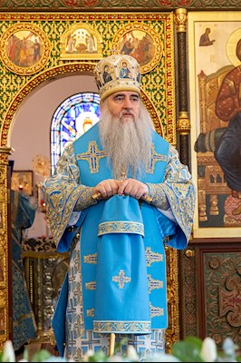 Божественная литургия на Архиерейском подворье – в храме в честь иконы Божией Матери «Утоли моя печали» г. Саратова