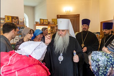 Божественная литургия в храма в честь иконы Божией Матери «Всех скорбящих Радость» г. Саратова