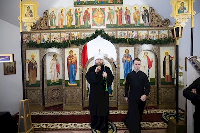 Митрополит Игнатий совершил Великое освящение храма преподобного Серафима Саровского р.п. Татищево и первую Божественную литургию в новоосвященном храме