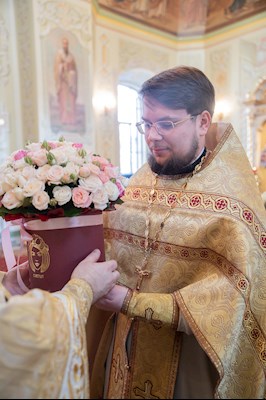 Митрополит Игнатий совершил Божественную литургию в Покровском соборе г. Саратова