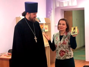 Священник принял участие в заседании клуба любителей японской культуры