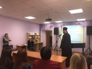 Священник принял участие в заседании клуба любителей японской культуры