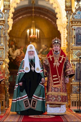Митрополит Игнатий принял участие в Божественной литургии в Храме Христа Спасителя