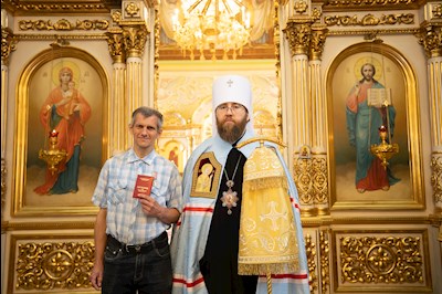 Митрополит Игнатий совершил Божественную литургию в Покровском соборе г. Саратова