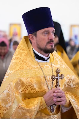 Митрополит Игнатий совершил Великое освящение храма святой блаженной Ксении Петербургской п. Красный Текстильщик и Божественную литургию в новоосвященном храме
