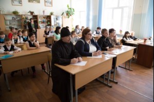 Свято-Алексиевский женский монастырь организовал для учащихся 17-й школы «Неделю православной книги»