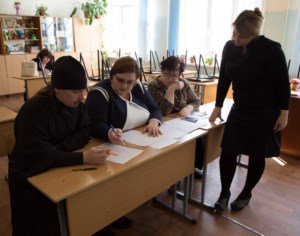 Свято-Алексиевский женский монастырь организовал для учащихся 17-й школы «Неделю православной книги»