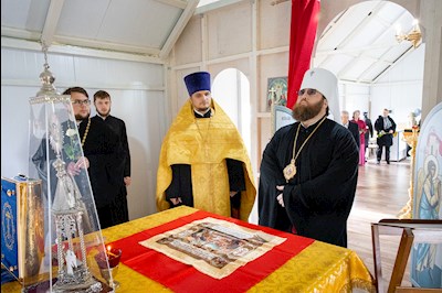 Митрополит Игнатий совершил Божественную литургию в храме святых мучениц Веры, Надежды, Любови и матери их Софии поселка Светлый