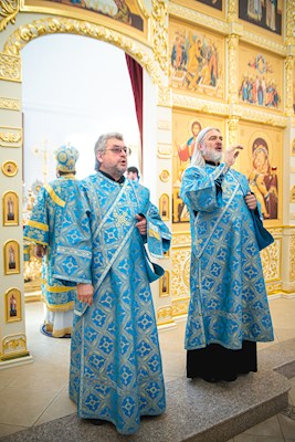 Митрополит Игнатий совершил великое освящение храма Владимирской иконы Божией Матери и Божественную литургию в новоосвященном храме