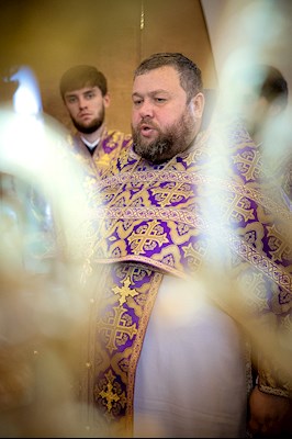 Митрополит Игнатий совершил великое освящение храма святых первоверховных апостолов Петра и Павла с. Куликовка Вольского района и Божественную литургию в новоосвященном храме