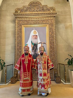 Митрополит Игнатий принял участие в Божественной литургии в Храме Христа Спасителя