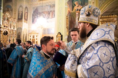 Митрополит Игнатий совершил всенощное бдение в Покровском соборе г. Саратова