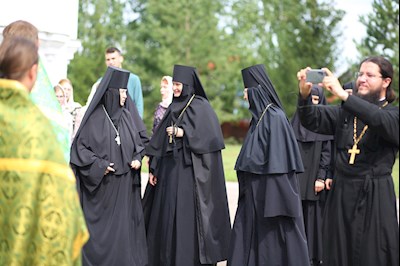 Свято-Сергиевская обитель встретила престольный праздник