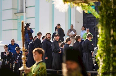 Митрополит Игнатий принял участие во всенощном бдении в Свято-Троицкой Сергиевой Лавре