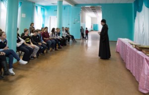 Свято-Алексиевский женский монастырь организовал для учащихся 17-й школы «Неделю православной книги»