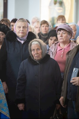 Митрополит Игнатий совершил Божественную литургию в Покровском храме г. Петровска