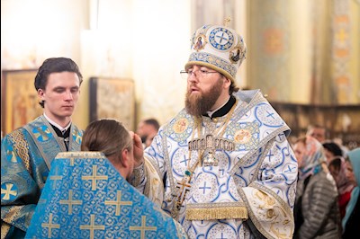 Митрополит Игнатий совершил всенощное бдение в Покровском соборе г. Саратова