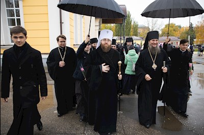 Митрополит Игнатий возглавил соборное архиерейское богослужение в Свято-Троицком кафедральном соборе г. Покровска (Энгельса)