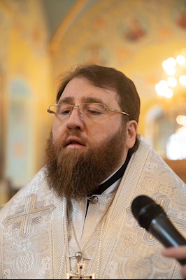 Митрополит Игнатий совершил Великую вечерню в соединении с Литургией святителя Василия Великого и чин Великого освящения воды в Покровском соборе г. Саратова
